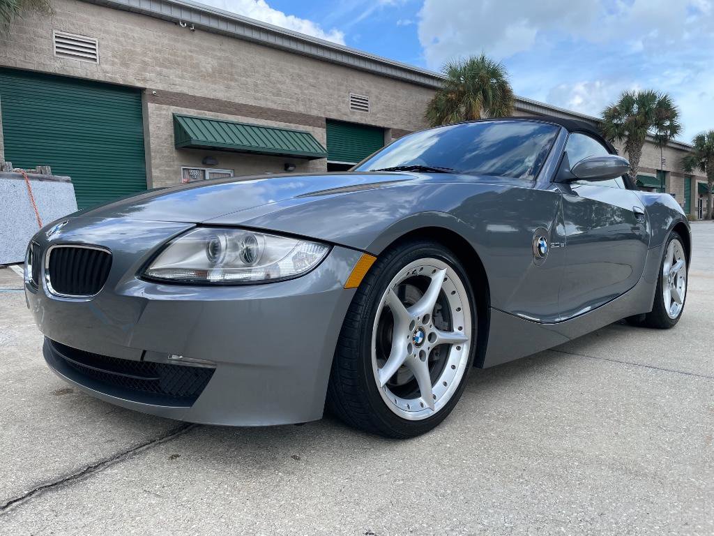Used 2008 BMW Z4 3.0si