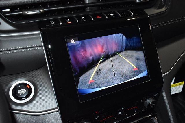 New 2025 Jeep Grand Cherokee Altitude image 14