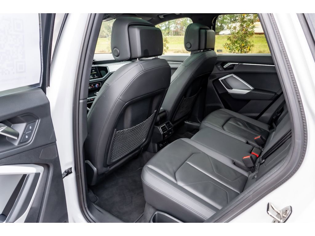 Used 2024 Audi Q3 2.0T Premium image 13