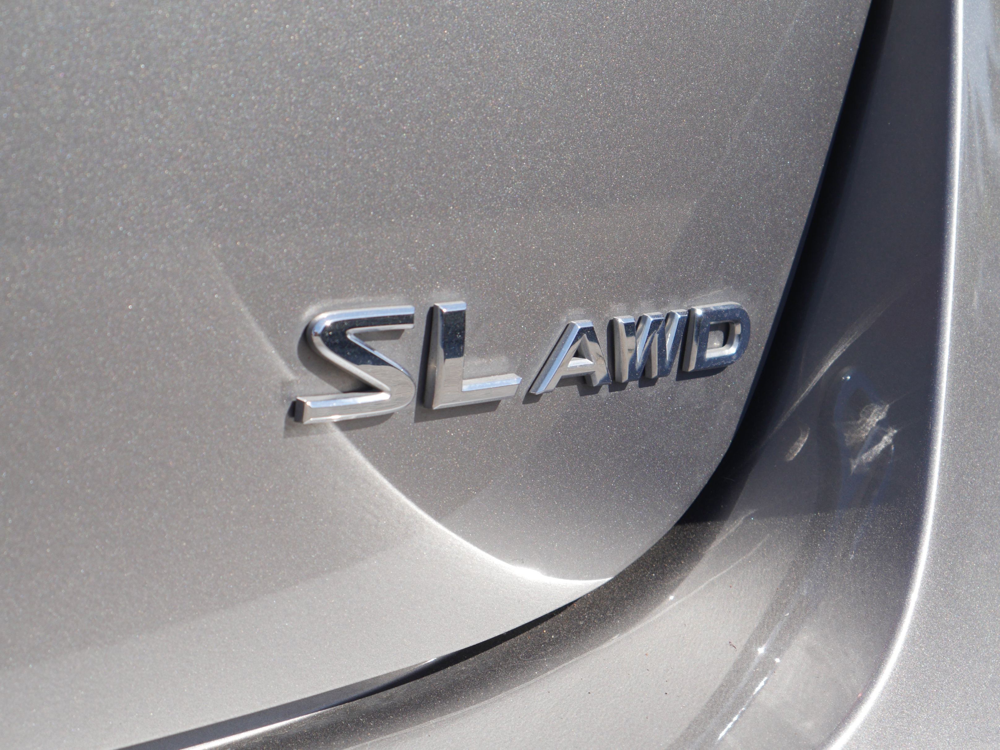 Used 2012 Nissan Rogue SL AWD/4WD image 18