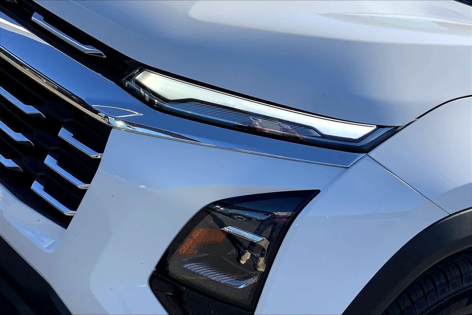 Used 2026 Chevrolet Equinox LT AWD/4WD image 28