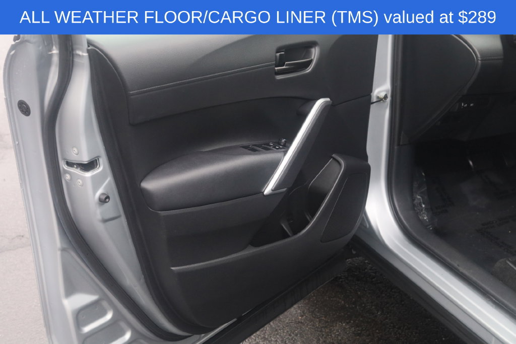 Used 2023 Toyota Corolla Cross LE w/ Moonroof Package AWD/4WD image 6