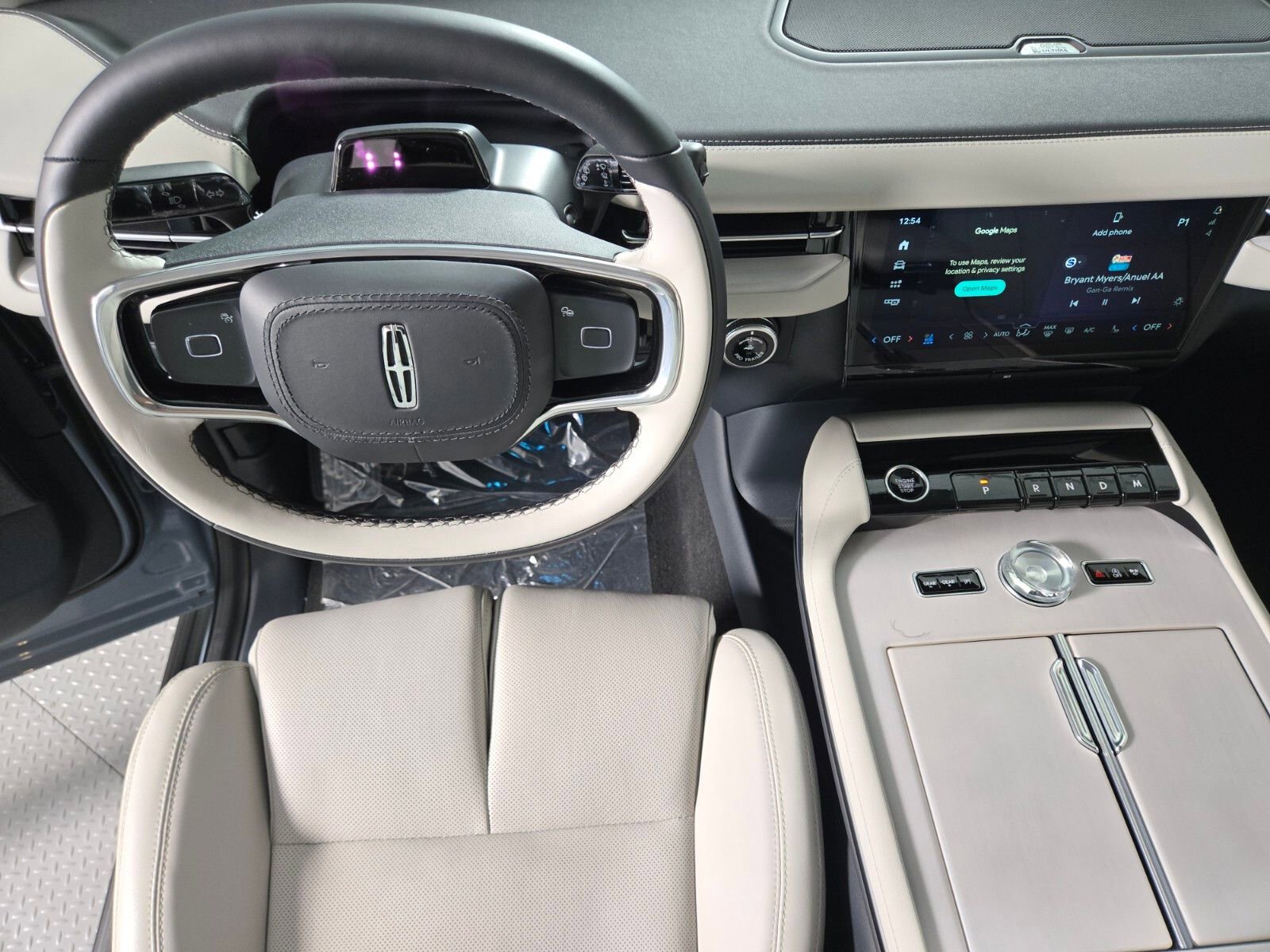 New 2026 Lincoln Navigator L Reserve w/ Jet Appearance Package AWD/4WD image 17