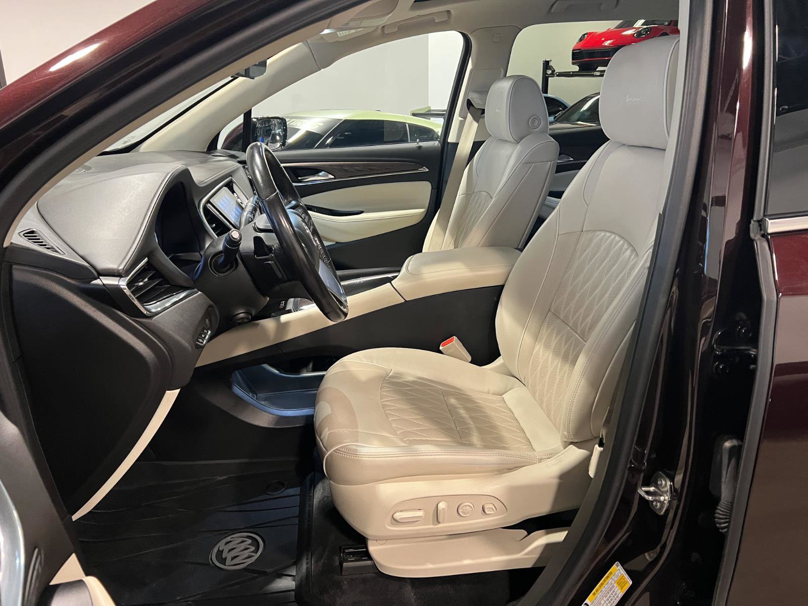 Used 2023 Buick Enclave Avenir w/ Trailering Package, 5000 lbs. image 9