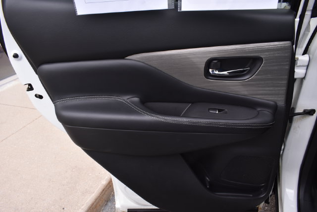 Used 2017 Nissan Murano Platinum AWD/4WD image 35