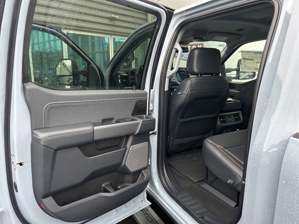 New 2026 Ford F350 Lariat w/ Black Appearance Package image 35