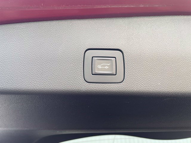 Used 2023 Buick Encore GX Select w/ Sport Touring Package FWD image 36