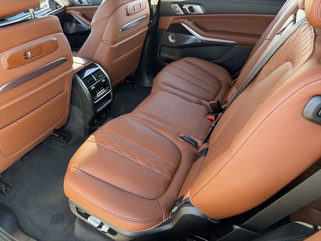 Used 2024 BMW X7 M60i w/ Executive Package image 17