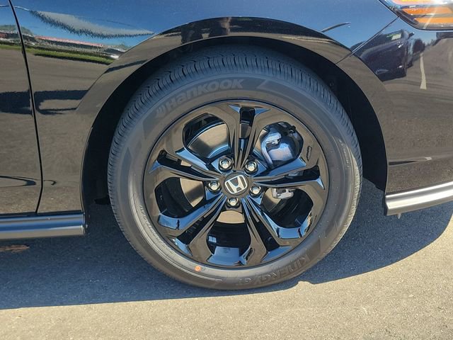 Certified 2025 Honda Accord SE image 5