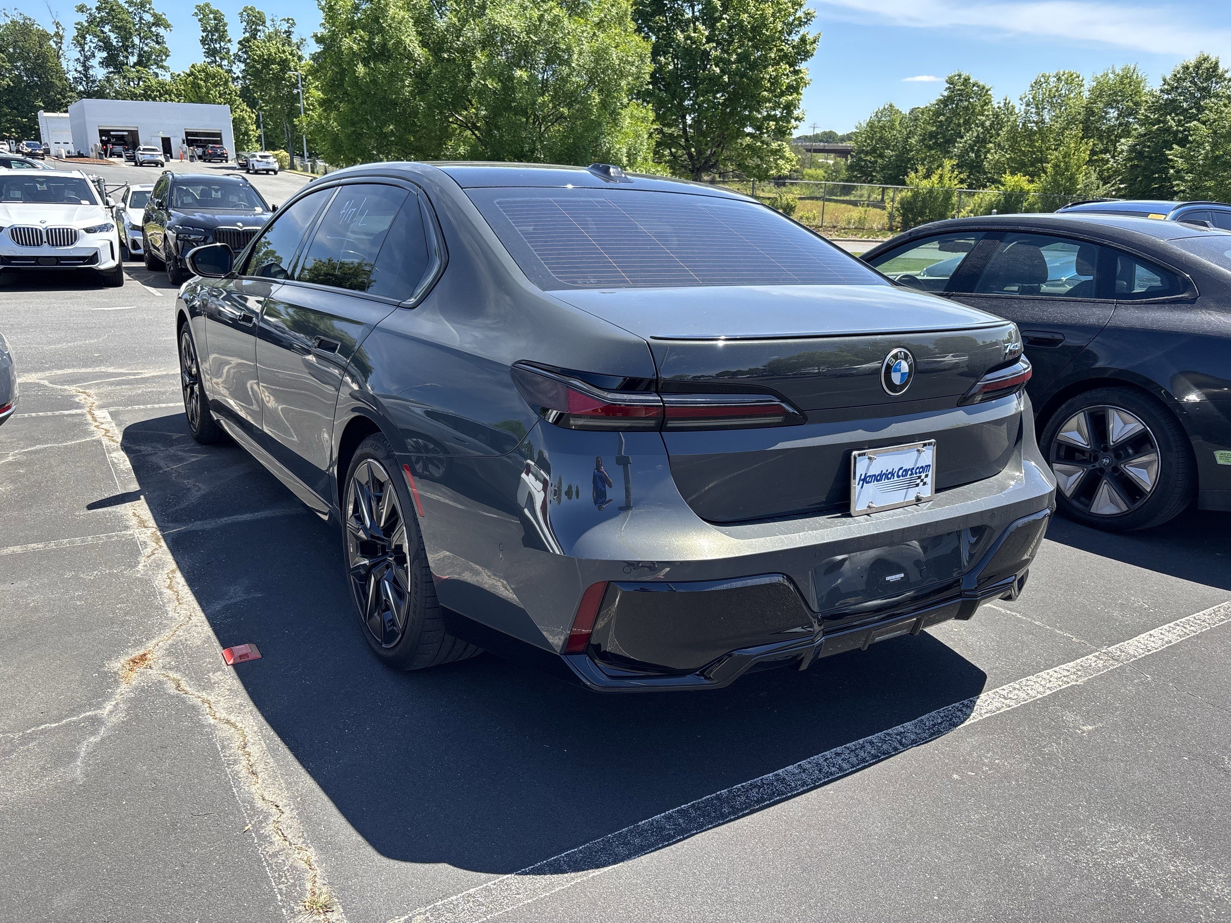 Certified 2023 BMW 740i RWD image 17