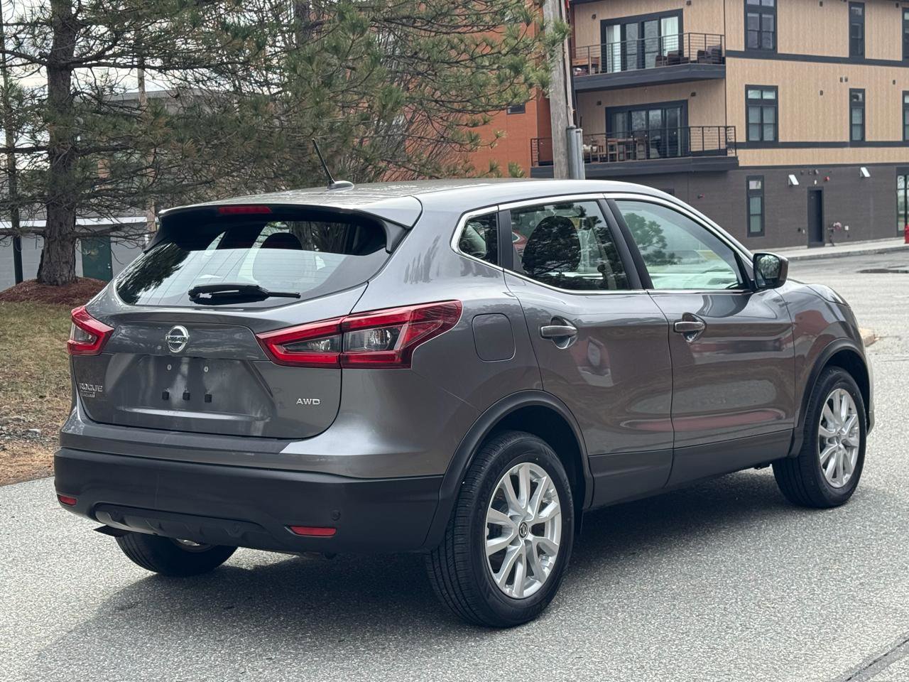 Used 2021 Nissan Rogue Sport S AWD/4WD image 6