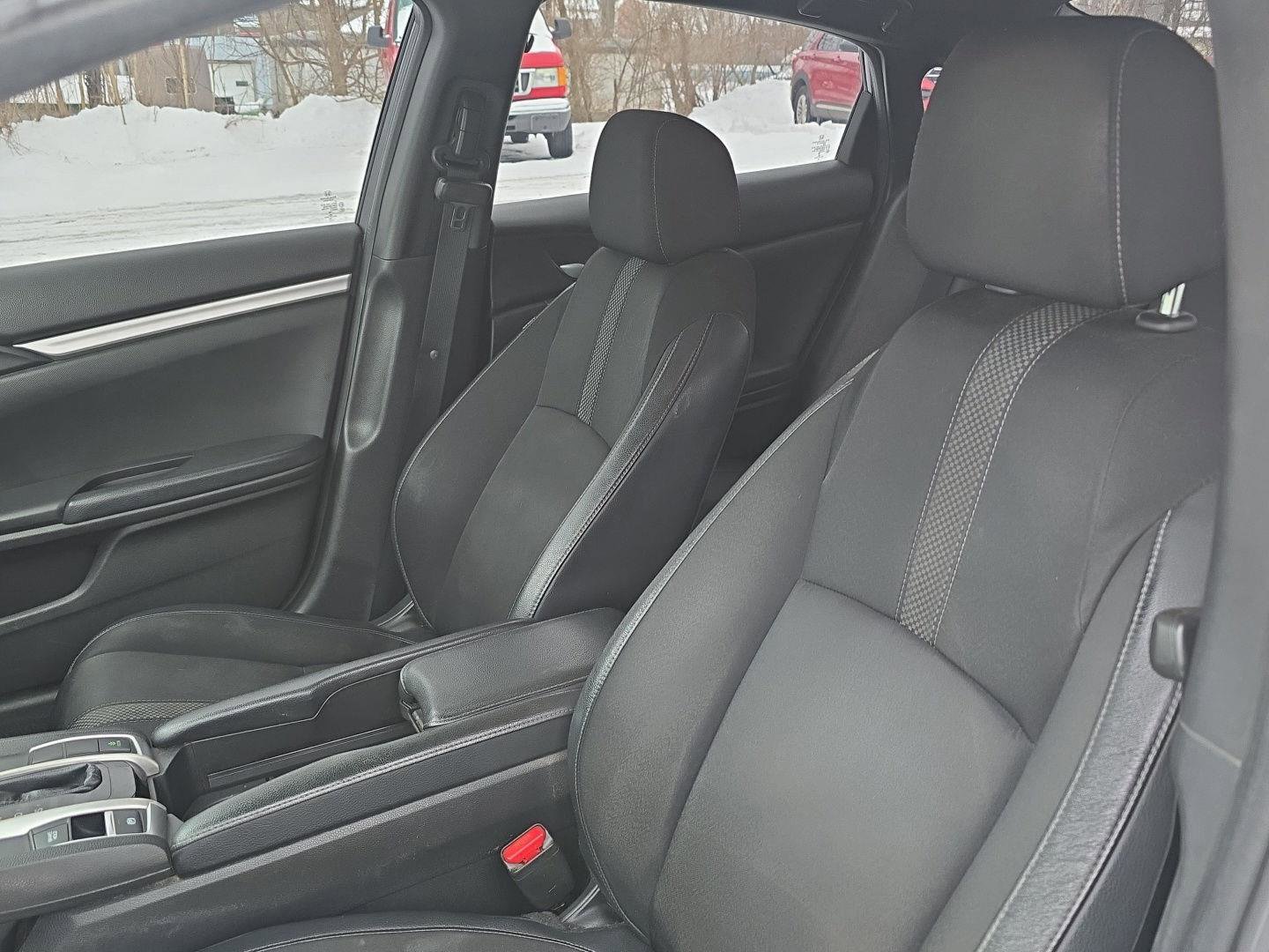 Used 2019 Honda Civic Sport image 12