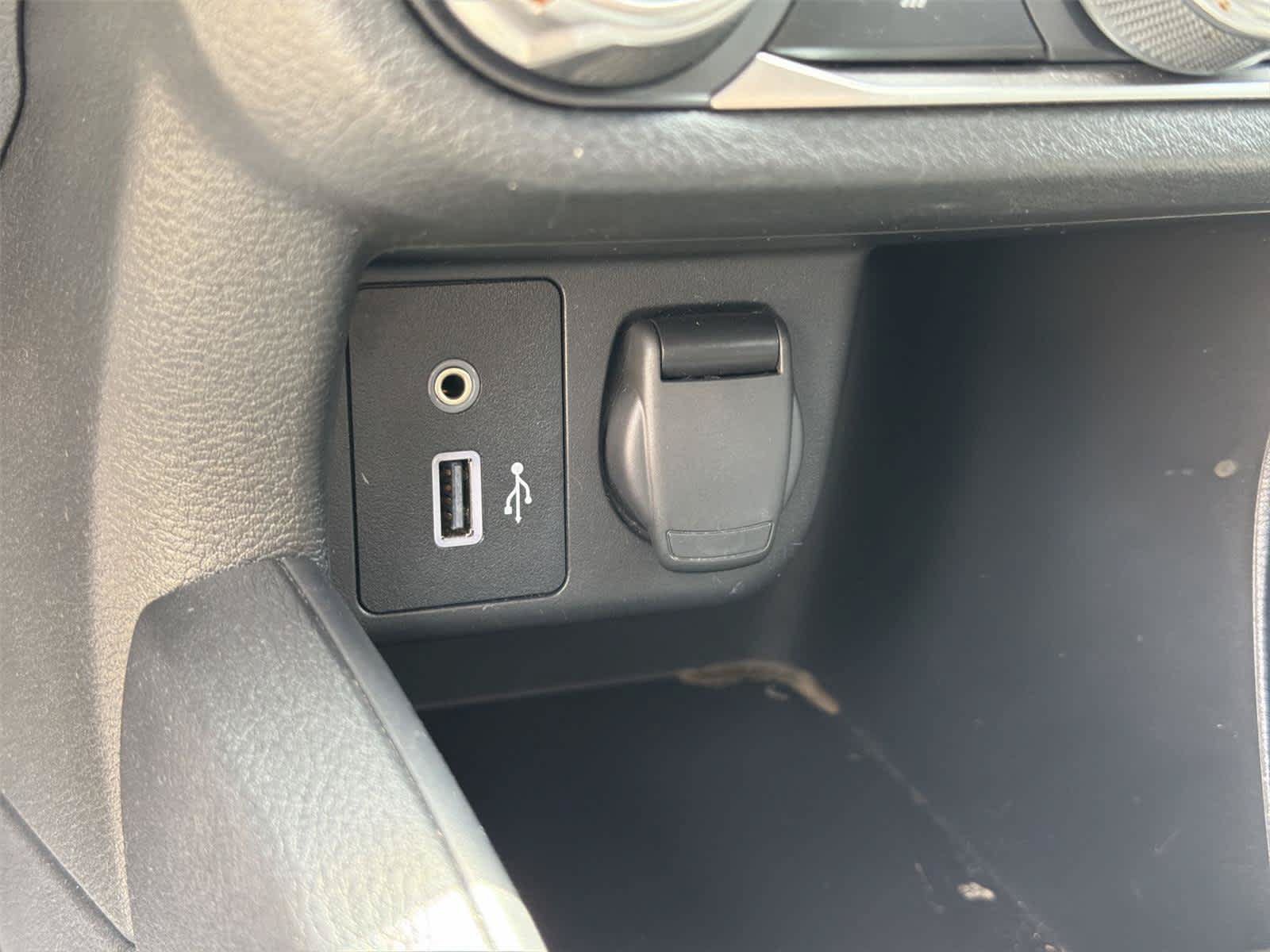 Used 2024 Nissan Versa S w/ S Plus Package FWD image 37