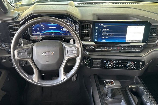Used 2022 Chevrolet Silverado 1500 ZR2 w/ Technology Package image 14