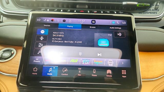 Used 2023 Jeep Grand Cherokee Summit AWD/4WD image 60