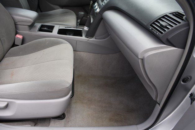 Used 2009 Toyota Camry LE FWD image 25