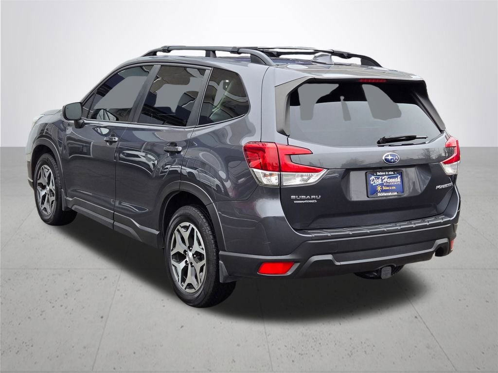 Used 2021 Subaru Forester Premium image 8