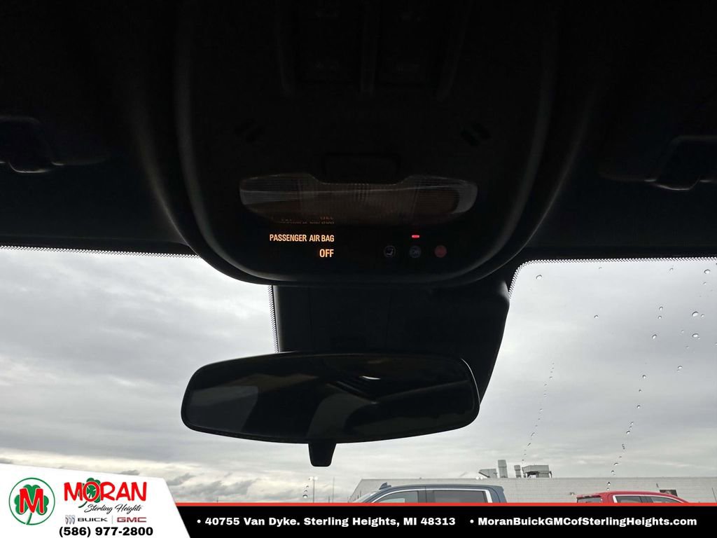 Used 2024 Buick Envista Sport Touring w/ Convenience I Package FWD image 31
