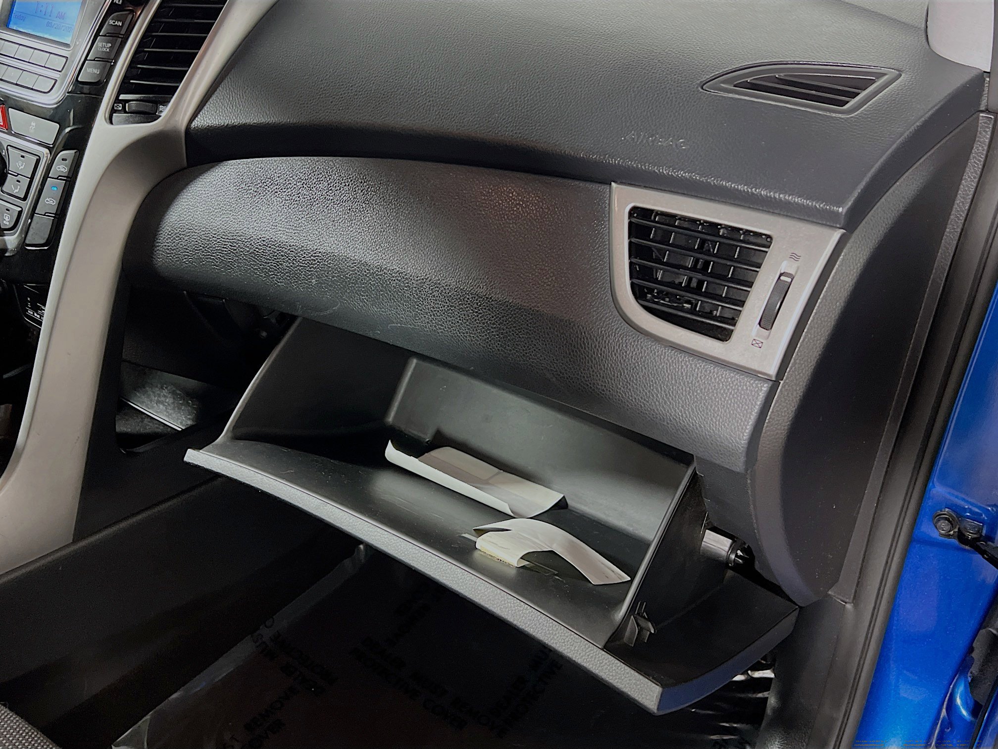 Used 2017 Hyundai Elantra GT image 32