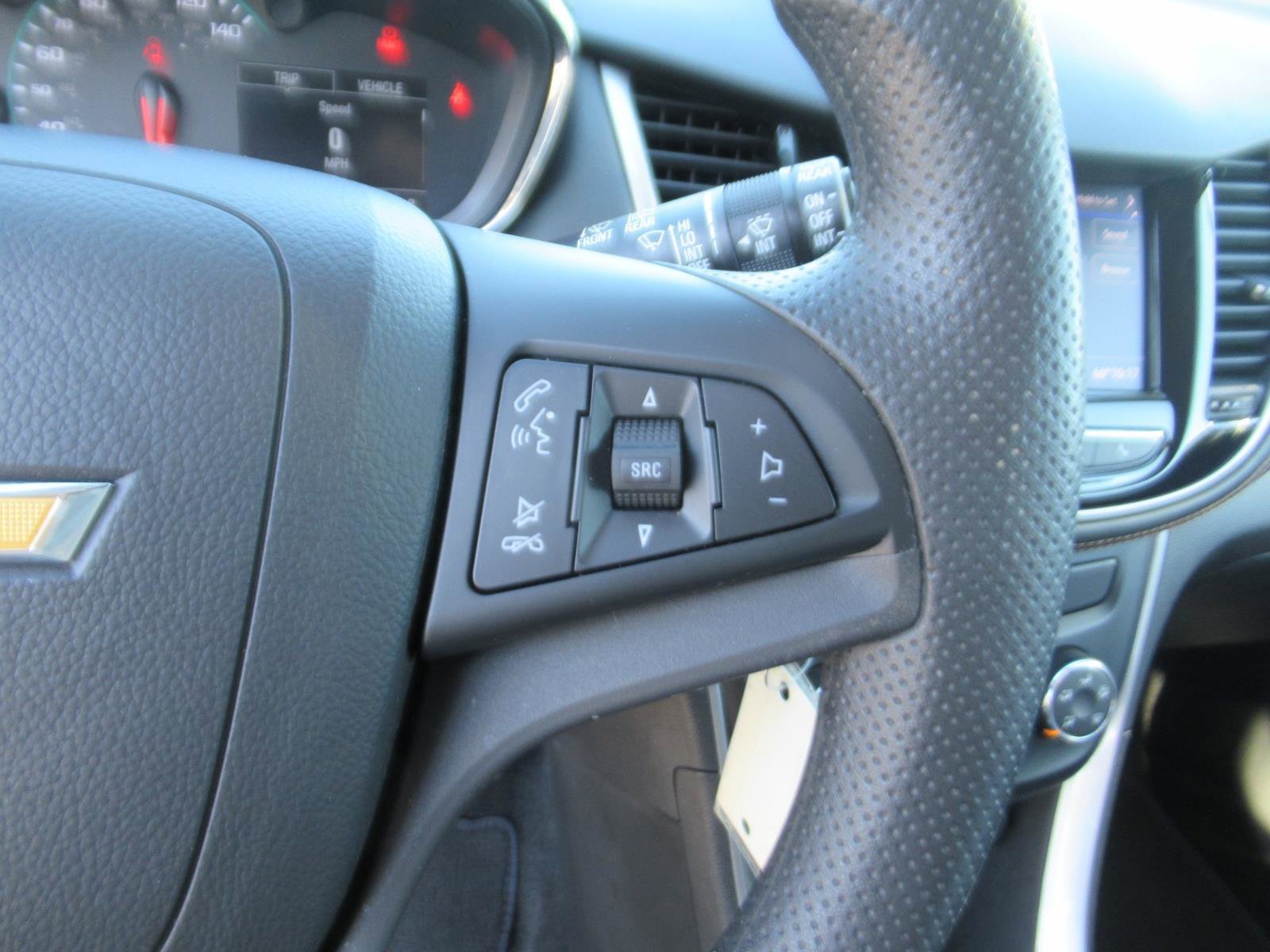 Used 2022 Chevrolet Trax LS w/ Tint and Cruise Package image 20