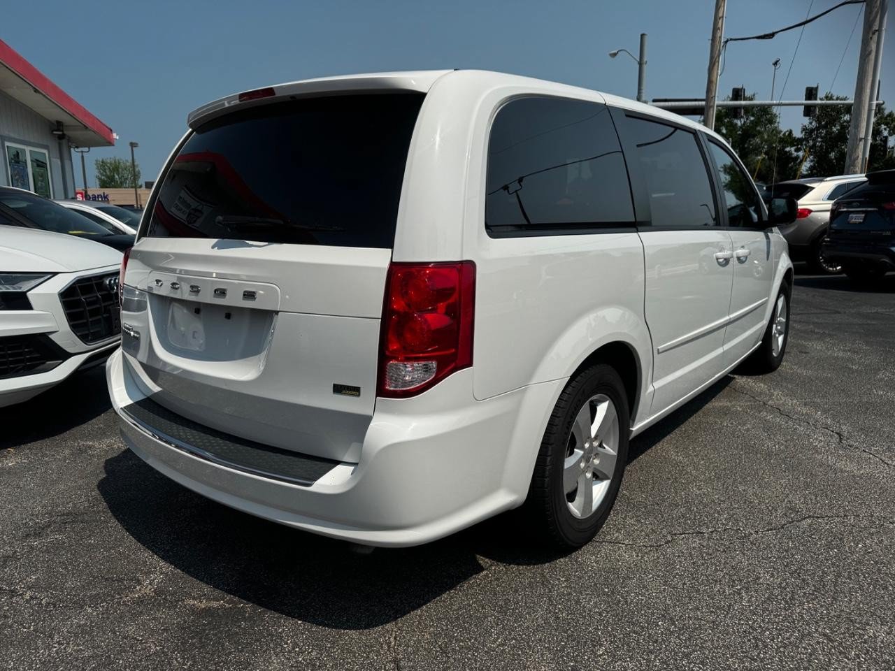 Used 2015 Dodge Grand Caravan SE w/ Quick Order Package 29E SE FWD image 7