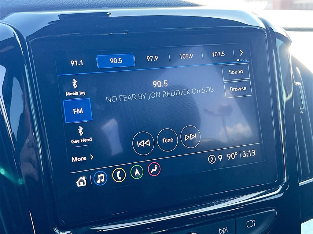 Used 2023 Chevrolet Traverse RS image 15