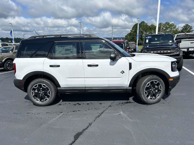 New 2026 Ford Bronco Sport Outer Banks w/ Outer Banks Tech Package+ AWD/4WD image 3