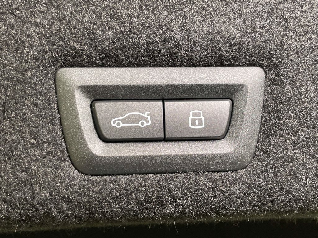 New 2026 BMW i7 xDrive60 AWD/4WD image 17
