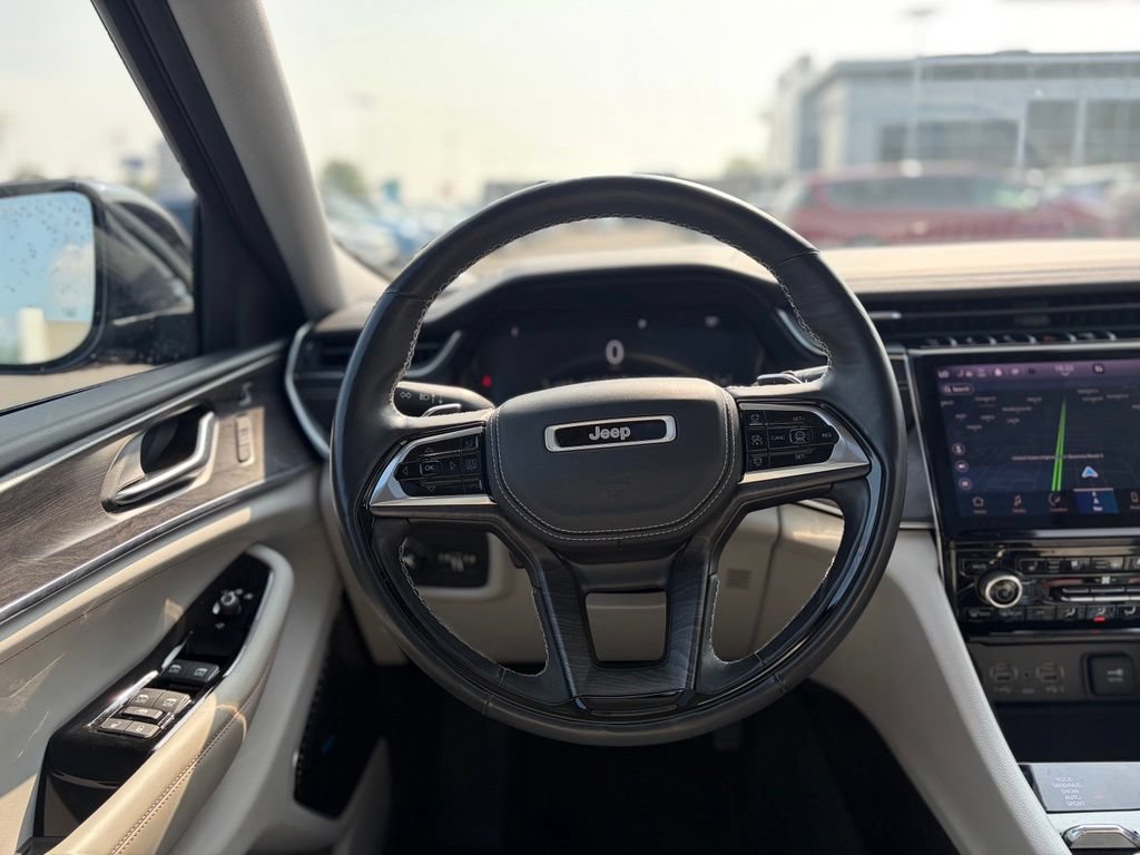 Used 2021 Jeep Grand Cherokee L Overland w/ Advanced Protech Group III AWD/4WD image 26