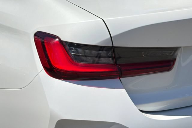 Used 2024 BMW 330i Sedan RWD image 33