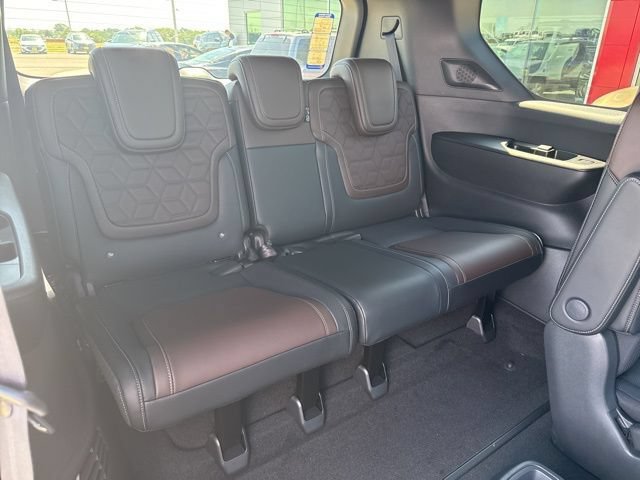 New 2025 Nissan Armada Platinum Reserve AWD/4WD image 17