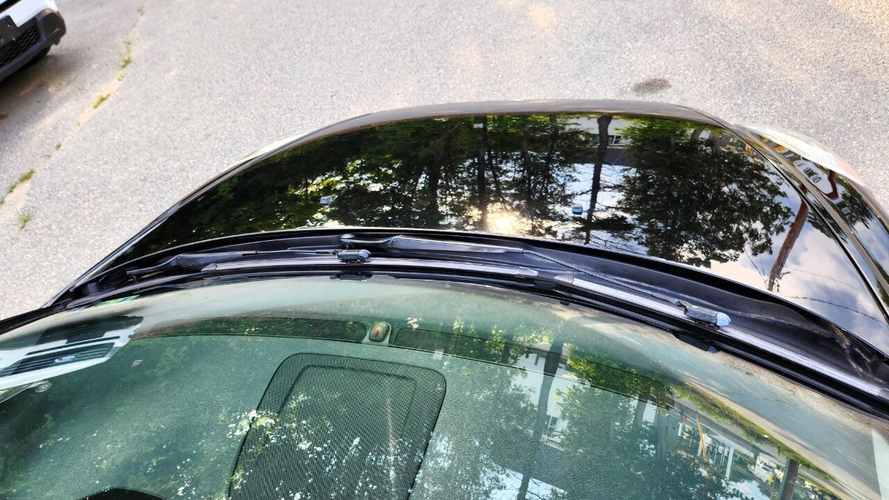 Used 2012 Volvo C70 T5 w/ Climate Pkg image 32