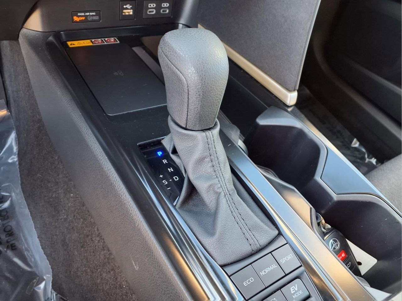 Used 2026 Toyota Camry LE image 19