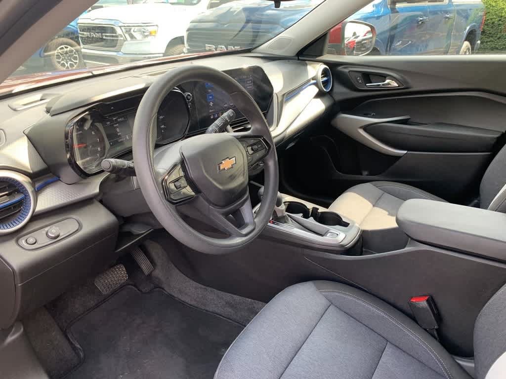 Certified 2024 Chevrolet Trax LS w/ LS Convenience Package FWD image 19