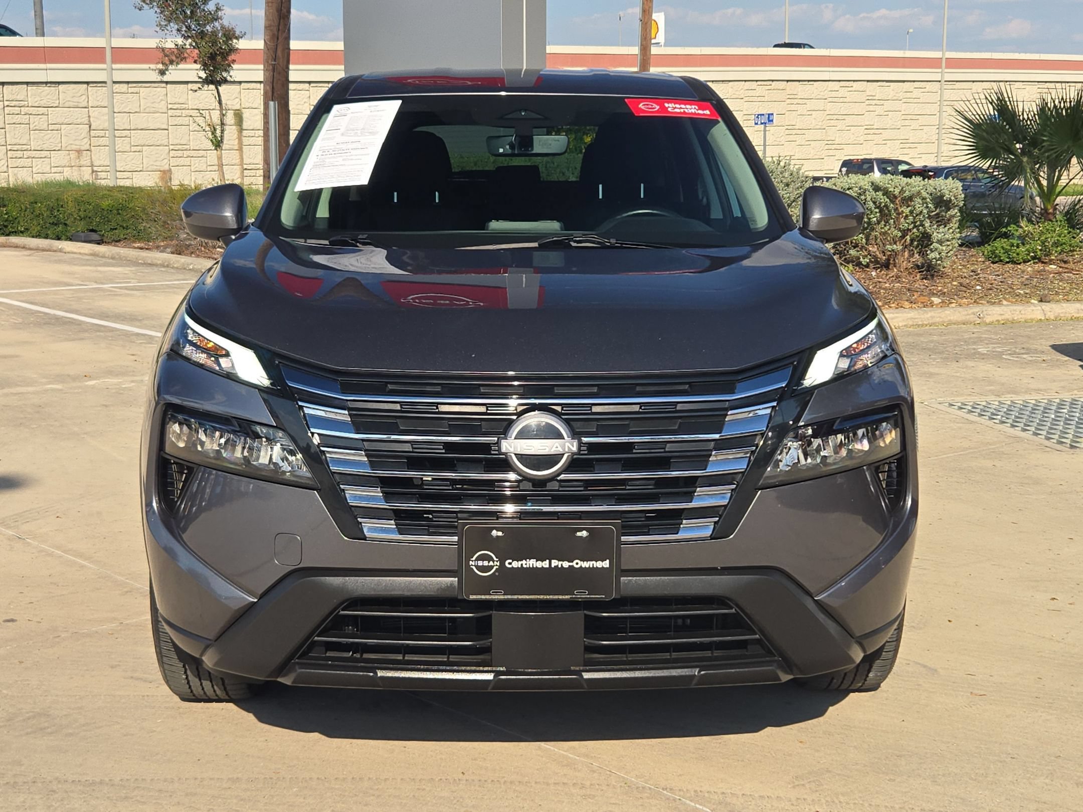 Certified 2026 Nissan Rogue SV FWD image 8