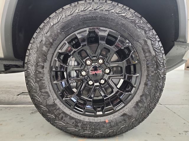 New 2026 GMC Canyon Elevation w/ Convenience Package image 38