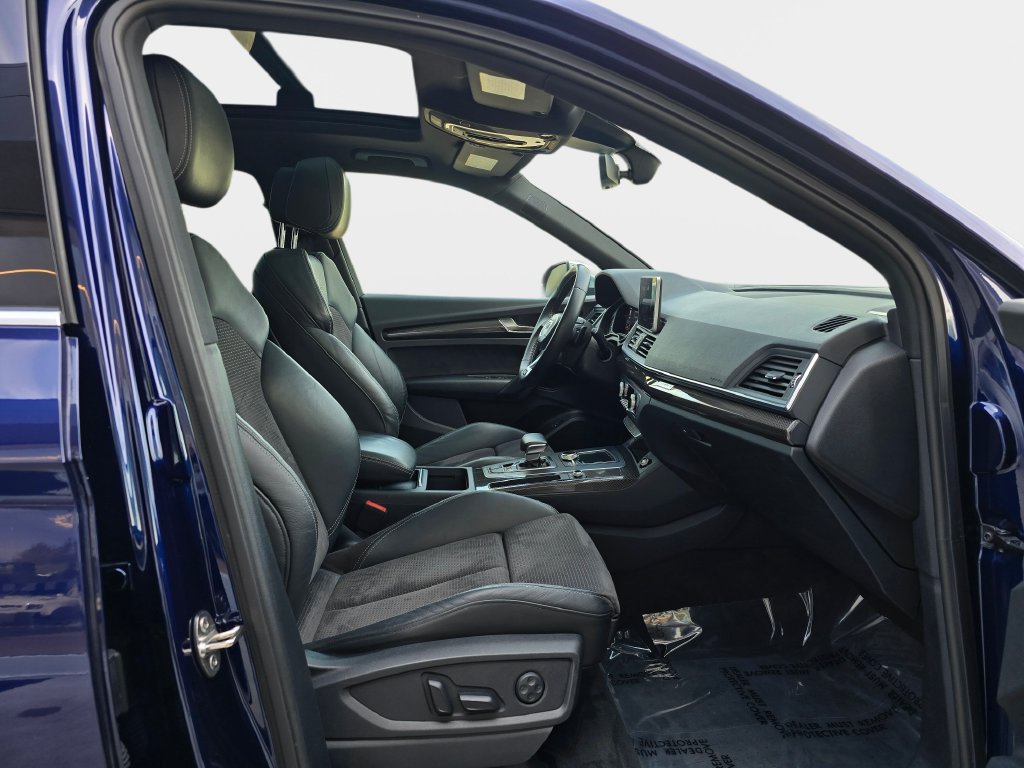 Used 2018 Audi SQ5 Premium Plus w/ S Sport Package AWD/4WD image 12