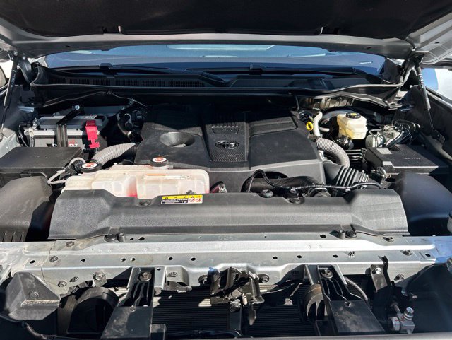 Used 2023 Toyota Tundra Platinum w/ Advanced Package AWD/4WD image 8