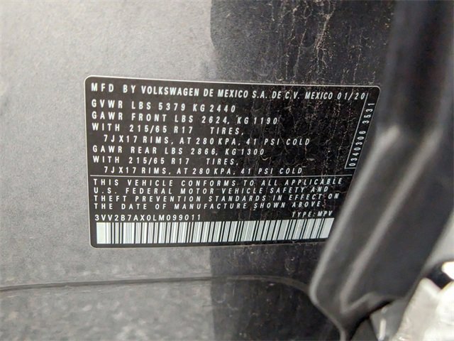 Used 2020 Volkswagen Tiguan SE w/ Panoramic Sunroof Package image 17