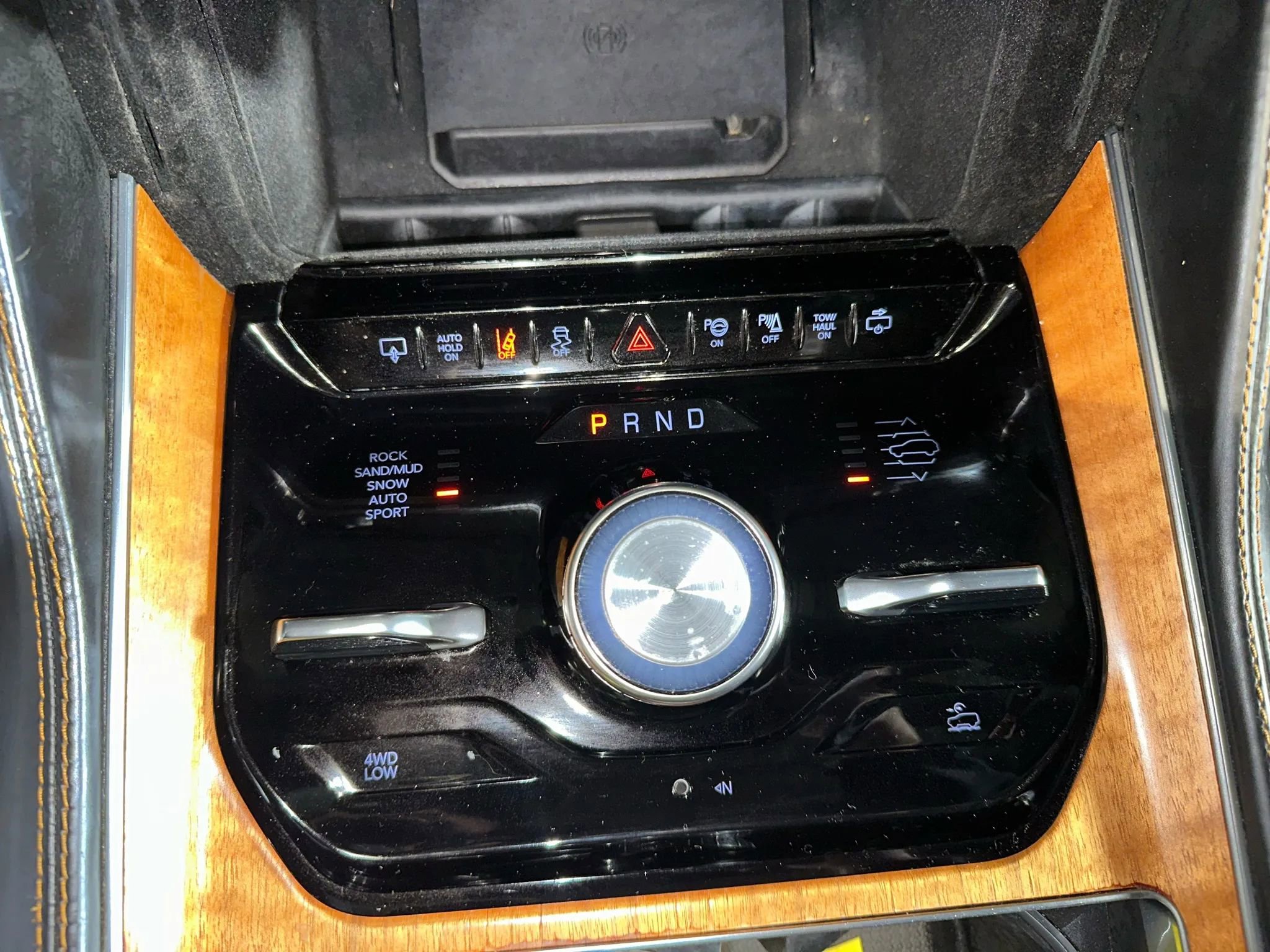 Used 2022 Jeep Grand Wagoneer Series III image 33