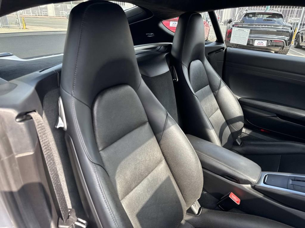 Used 2017 Porsche 718 Cayman S image 19