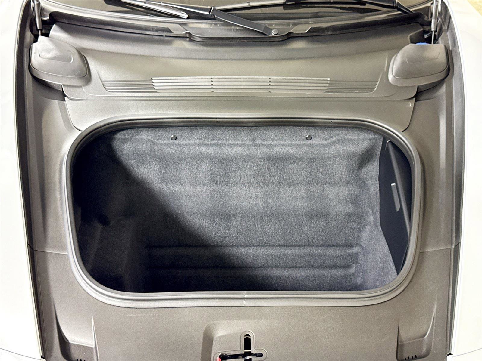 Used 2024 Porsche 911 Turbo S w/ 911 Turbo Sportdesign Package image 34