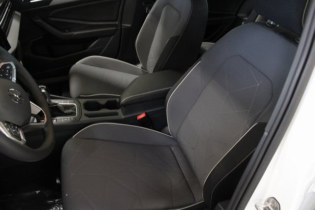 New 2026 Volkswagen Jetta Sport FWD image 4