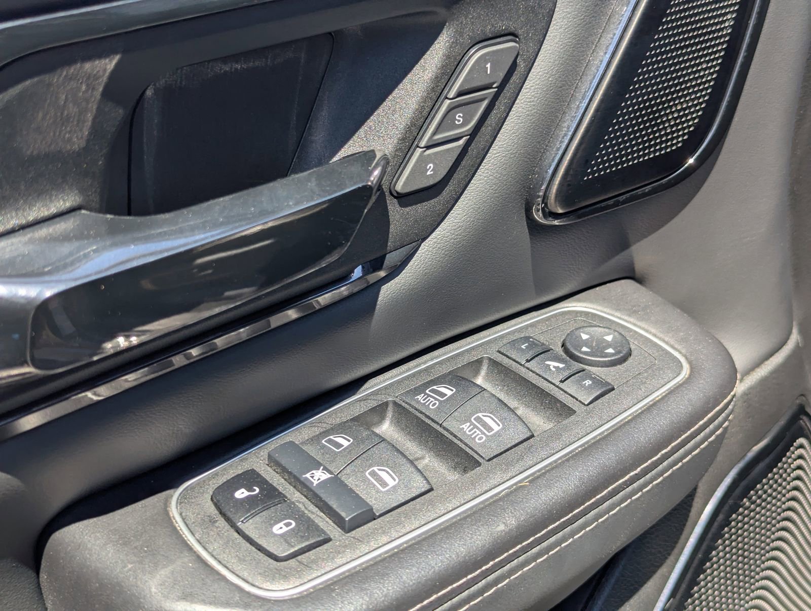 Used 2023 RAM 1500 Limited image 21