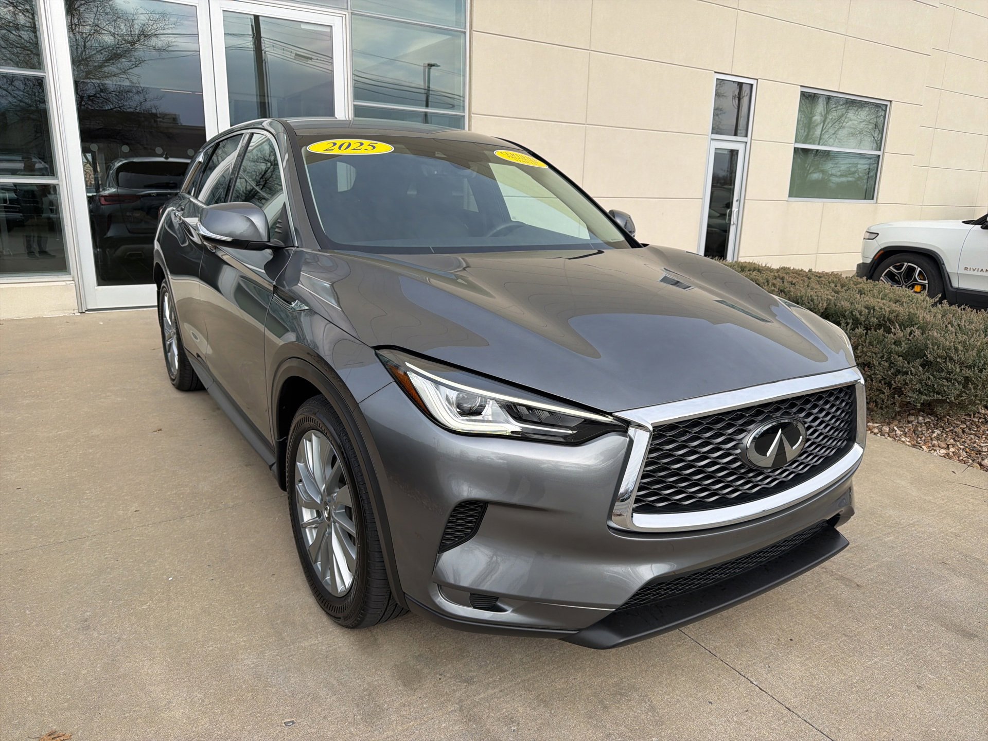 Certified 2025 INFINITI QX50 Pure image 1