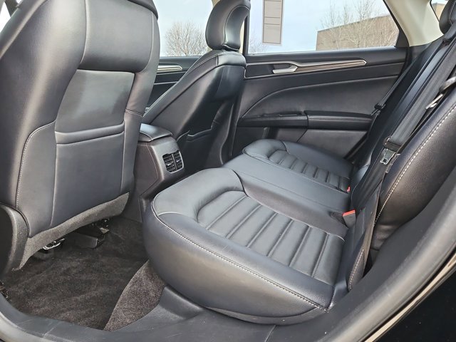 Used 2018 Ford Fusion Energi SE image 19