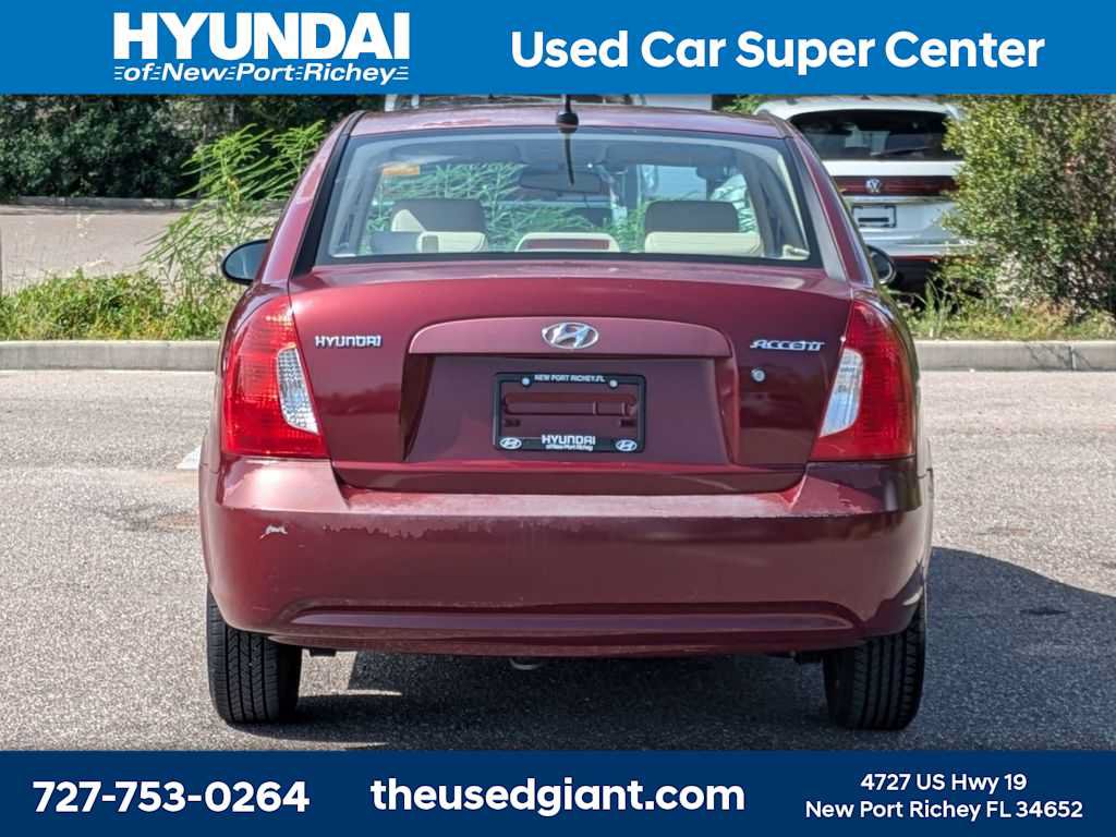Used 2009 Hyundai Accent GLS w/ Premium Pkg 6 FWD image 4