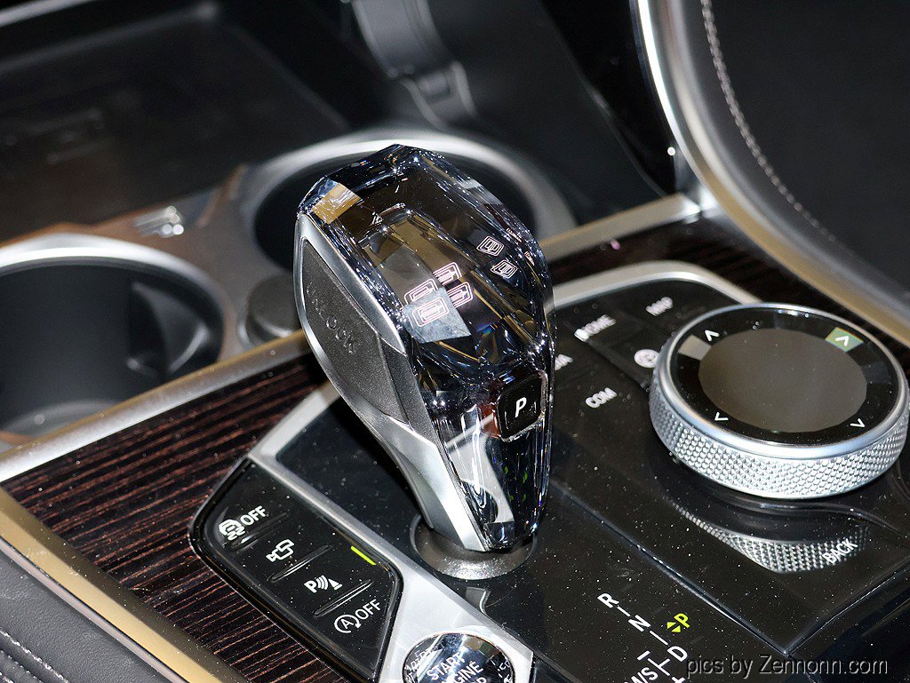 New 2026 BMW 840i xDrive Convertible w/ Comfort Seating Package image 28