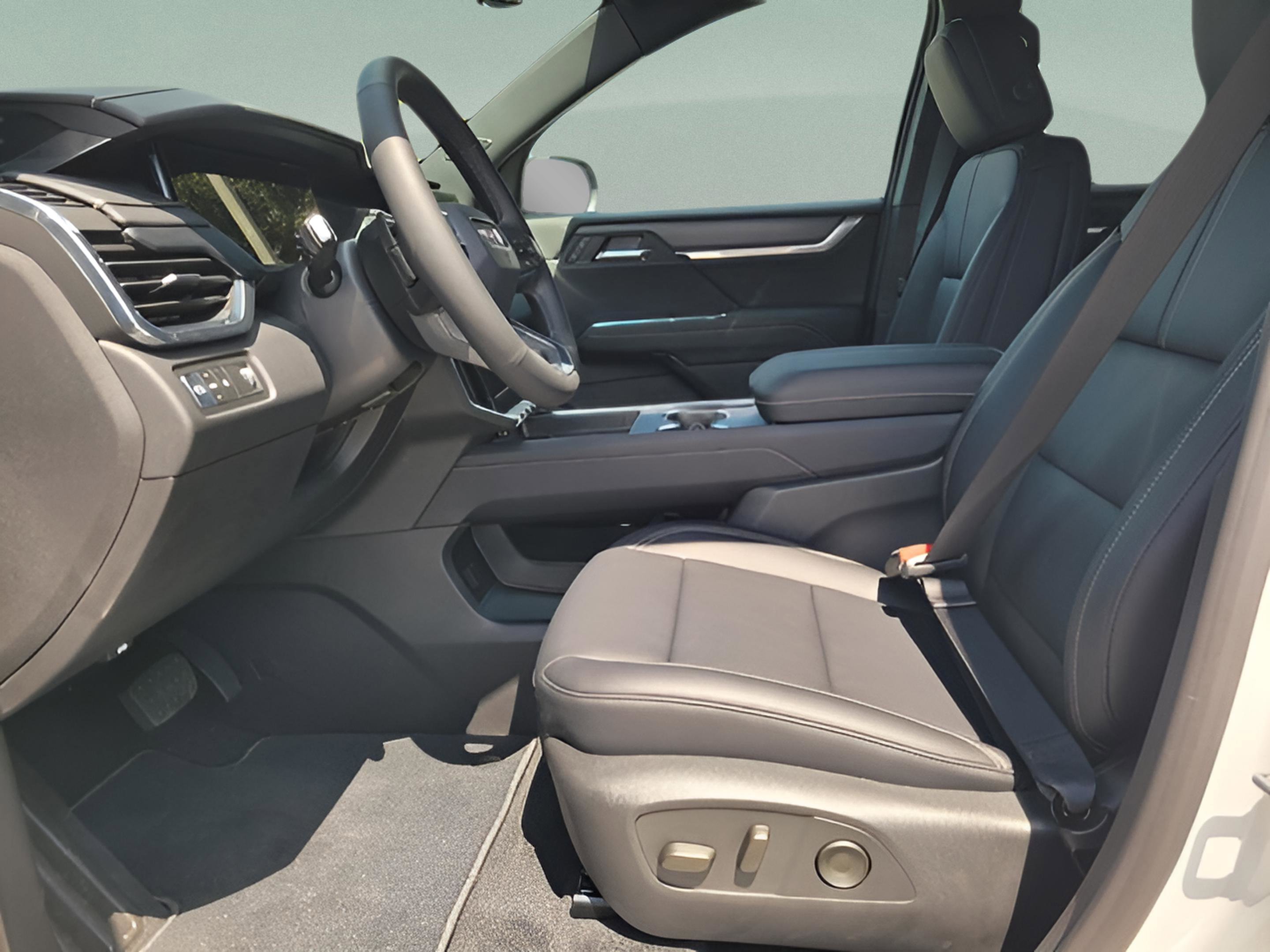 New 2026 GMC Acadia Elevation w/ Black Edition FWD image 23