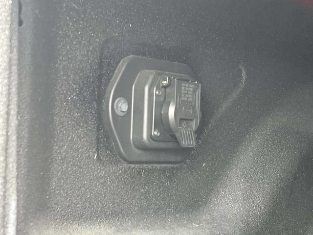 Used 2016 RAM 2500 Laramie AWD/4WD image 22